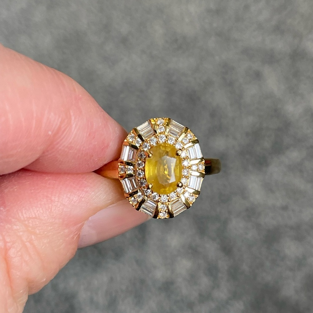 Yellow sapphire and moissanite art deco ring - Picture 7 of 7